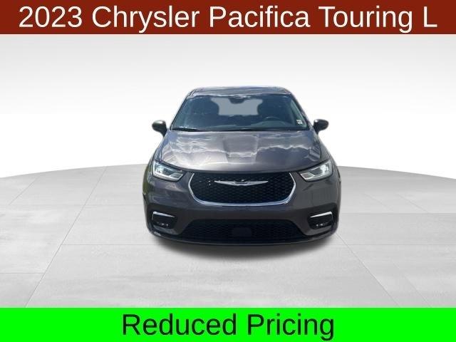Chrysler Pacifica Touring L 2023