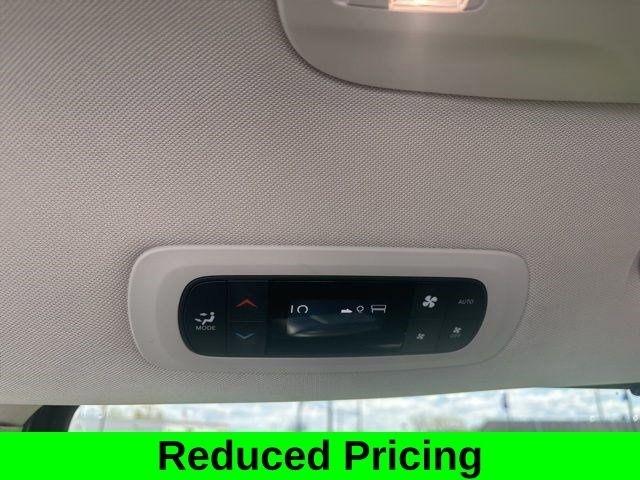 Chrysler Pacifica Touring L 2023