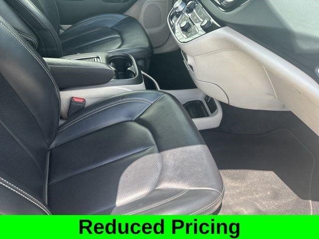 Chrysler Pacifica Touring L 2023