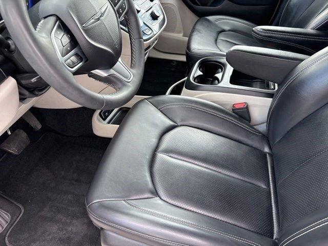Chrysler Pacifica  2023