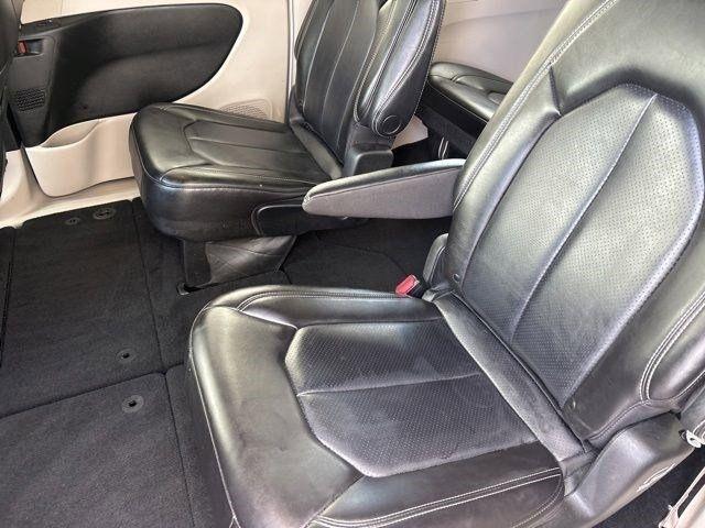 Chrysler Pacifica  2023