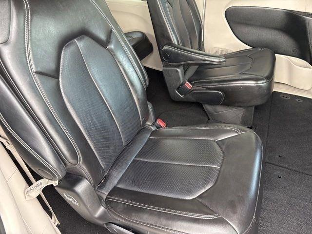 Chrysler Pacifica  2023