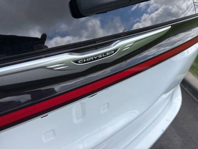 Chrysler Pacifica  2023