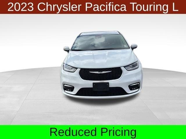 Chrysler Pacifica Touring L 2023