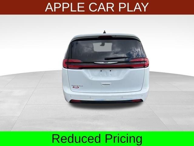 Chrysler Pacifica Touring L 2023