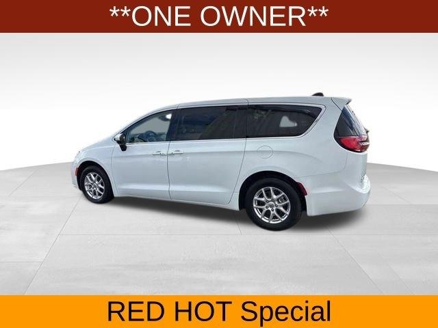 Chrysler Pacifica Touring L 2023
