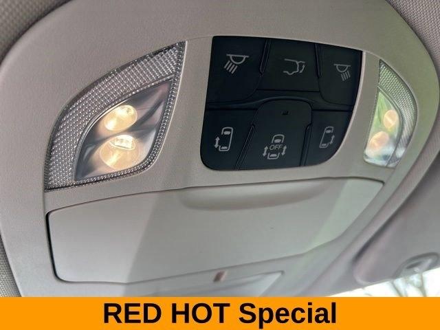 Chrysler Pacifica Touring L 2023