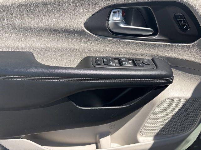 Chrysler Pacifica  2023