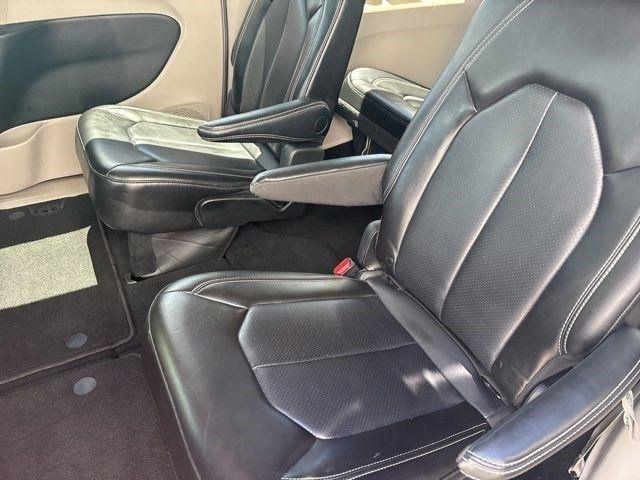 Chrysler Pacifica  2023