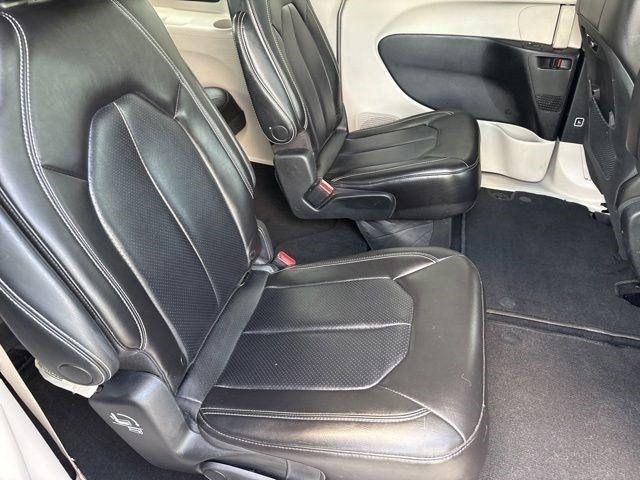 Chrysler Pacifica  2023