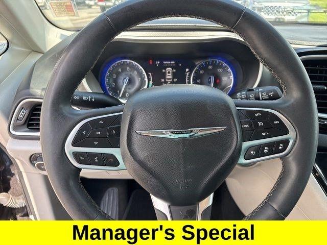 Chrysler Pacifica Touring L 2023