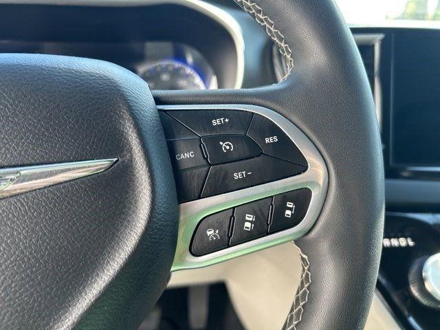 Chrysler Pacifica  2023