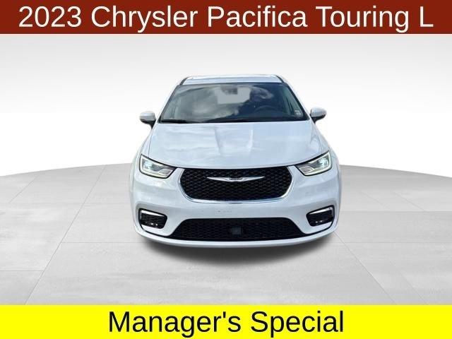 Chrysler Pacifica Touring L 2023
