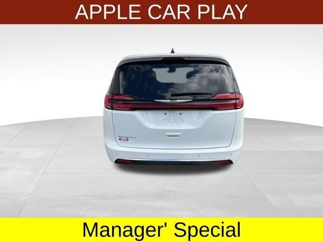 Chrysler Pacifica Touring L 2023