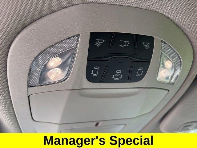 Chrysler Pacifica Touring L 2023