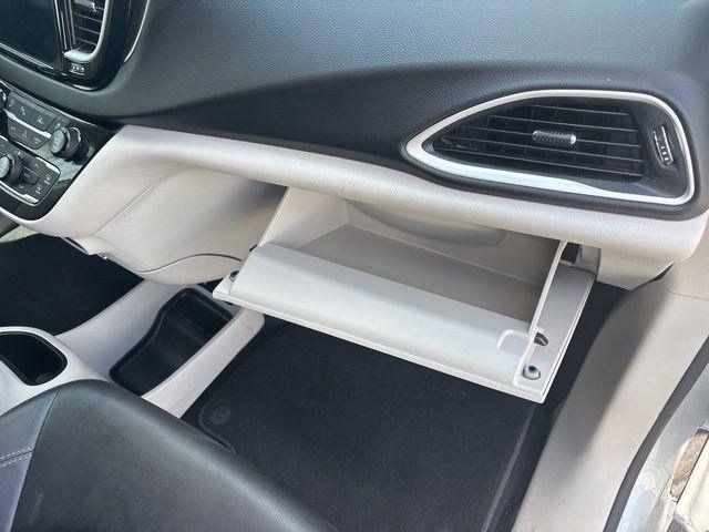 Chrysler Pacifica  2024
