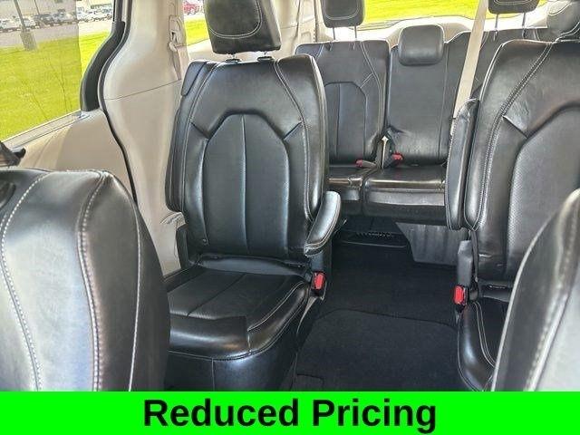 Chrysler Pacifica Touring L 2024
