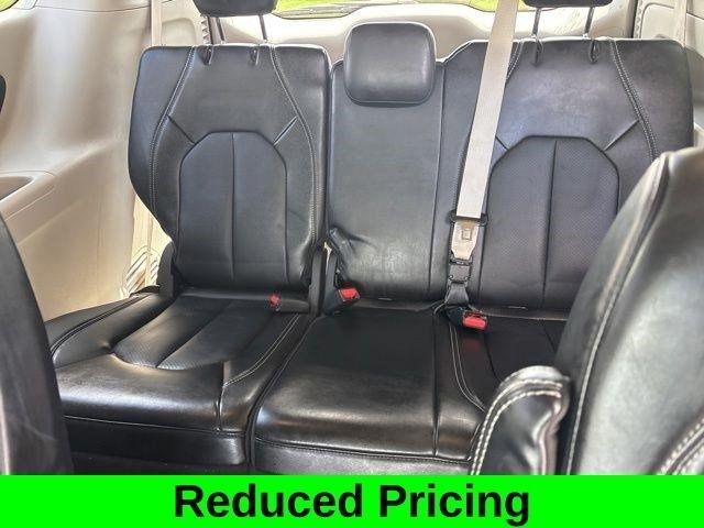 Chrysler Pacifica Touring L 2024