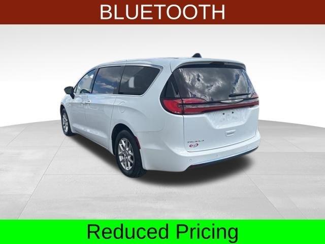 Chrysler Pacifica Touring L 2024