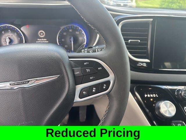 Chrysler Pacifica Touring L 2024
