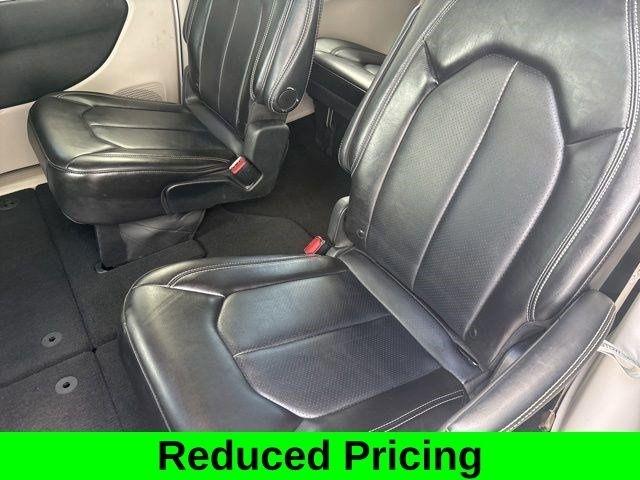 Chrysler Pacifica Touring L 2024