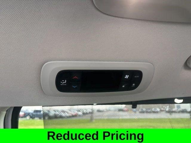 Chrysler Pacifica Touring L 2024