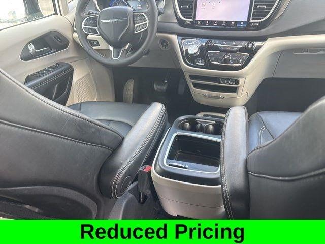 Chrysler Pacifica Touring L 2024