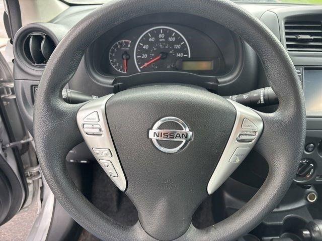 Nissan Versa  2019