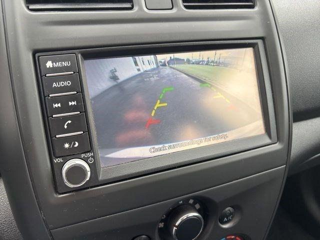 Nissan Versa  2019