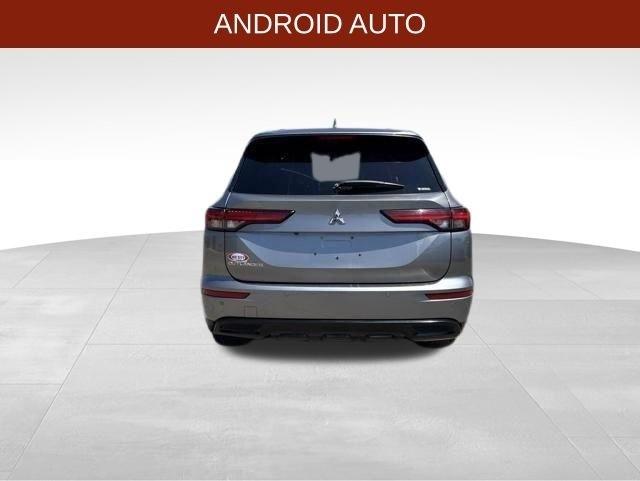 Mitsubishi Outlander  2022