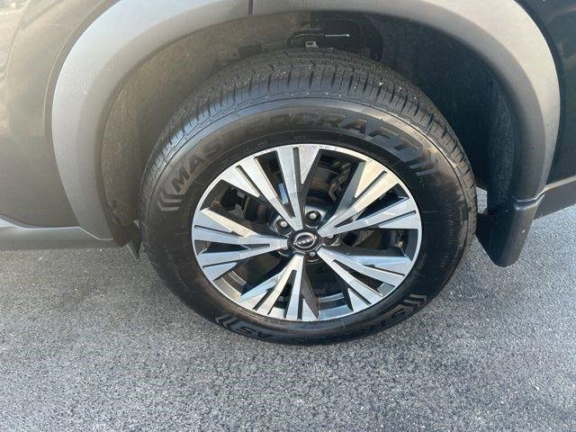 Nissan Rogue  2023