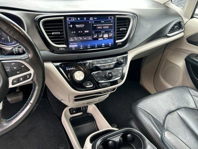 Chrysler Pacifica  2021