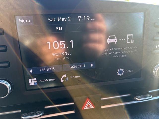 Hyundai Elantra  2023