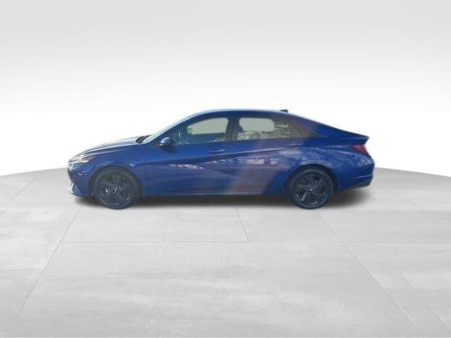 Hyundai Elantra  2023