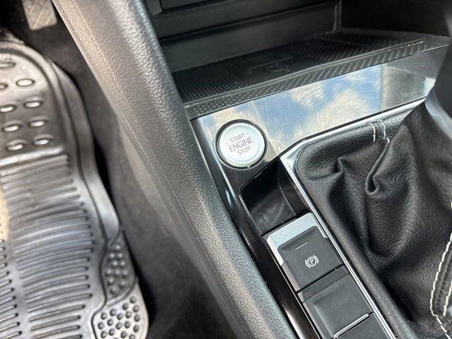 Volkswagen Taos  2023