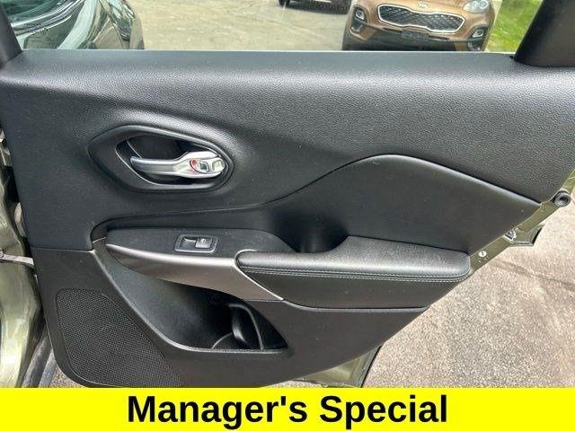 Jeep Cherokee Latitude Plus 4WD 2019