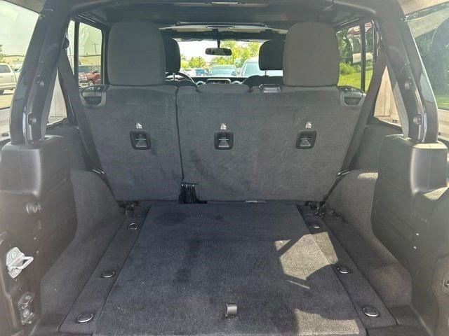 Jeep Wrangler  2021