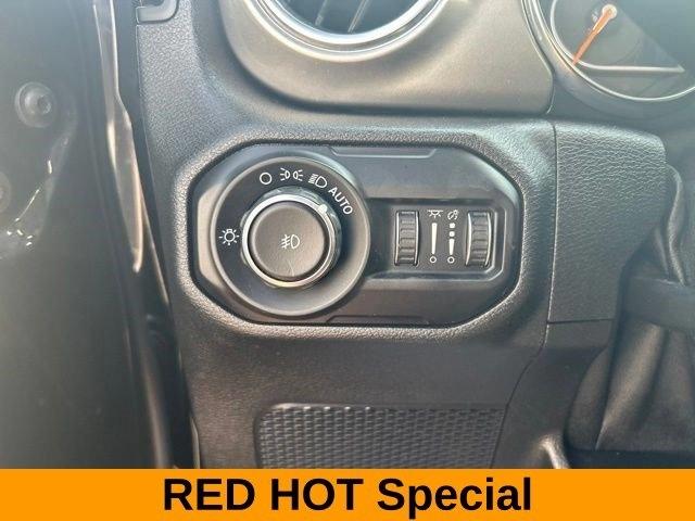 Jeep Wrangler Unlimited Sahara 4WD 2021