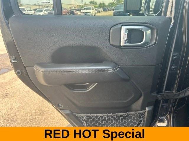 Jeep Wrangler Unlimited Sahara 4WD 2021