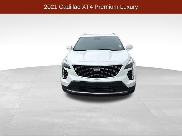 Cadillac XT4  2021