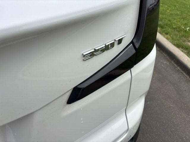 Cadillac XT4  2021