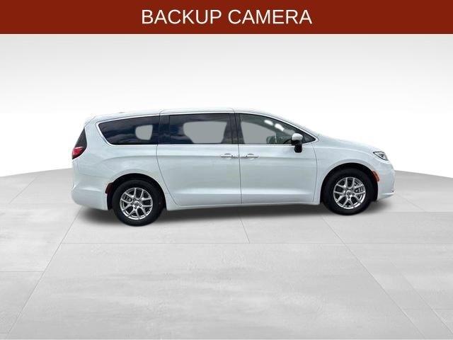 Chrysler Pacifica  2023