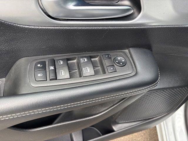 Chrysler Pacifica  2023