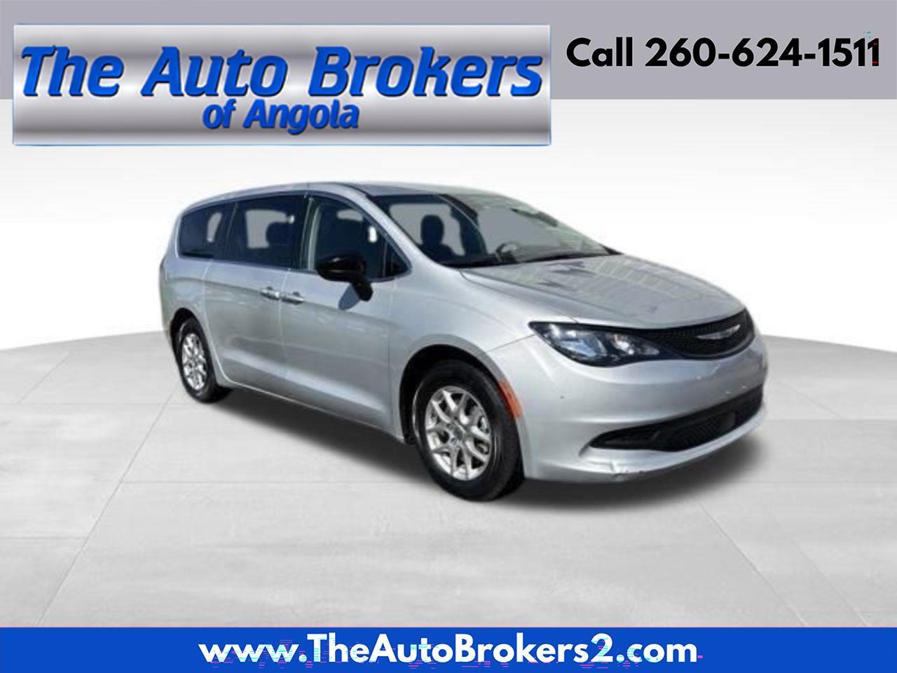 2024 Chrysler Voyager LX