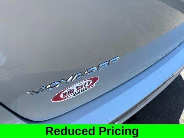 Chrysler Voyager LX 2024