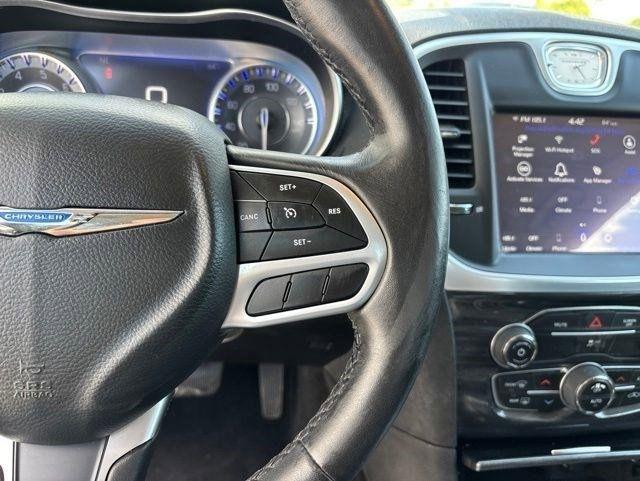 Chrysler 300  2021