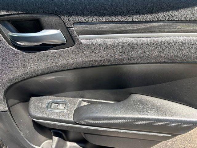 Chrysler 300  2021