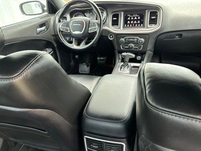 Dodge Charger  2021