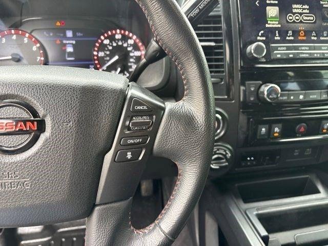 Nissan Titan  2021