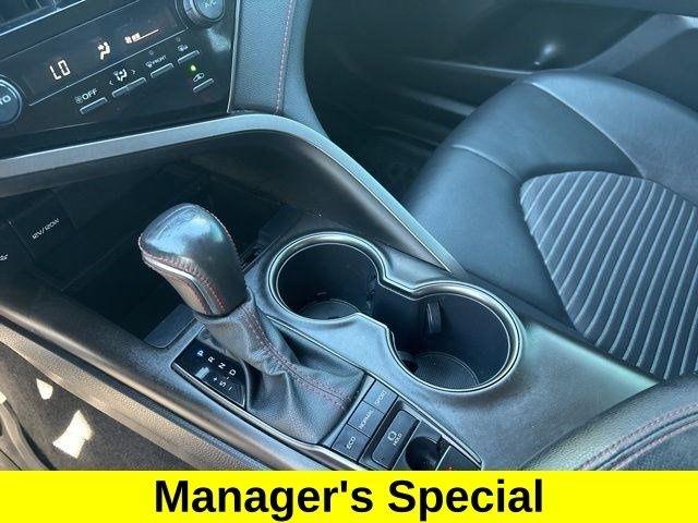 Toyota Camry  2022